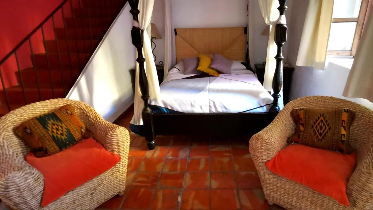 Hotel Rosa Morada Tlaquepaque Kültér fotó