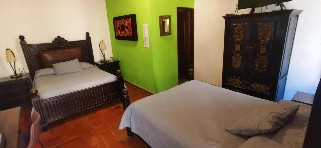Hotel Rosa Morada Tlaquepaque Kültér fotó