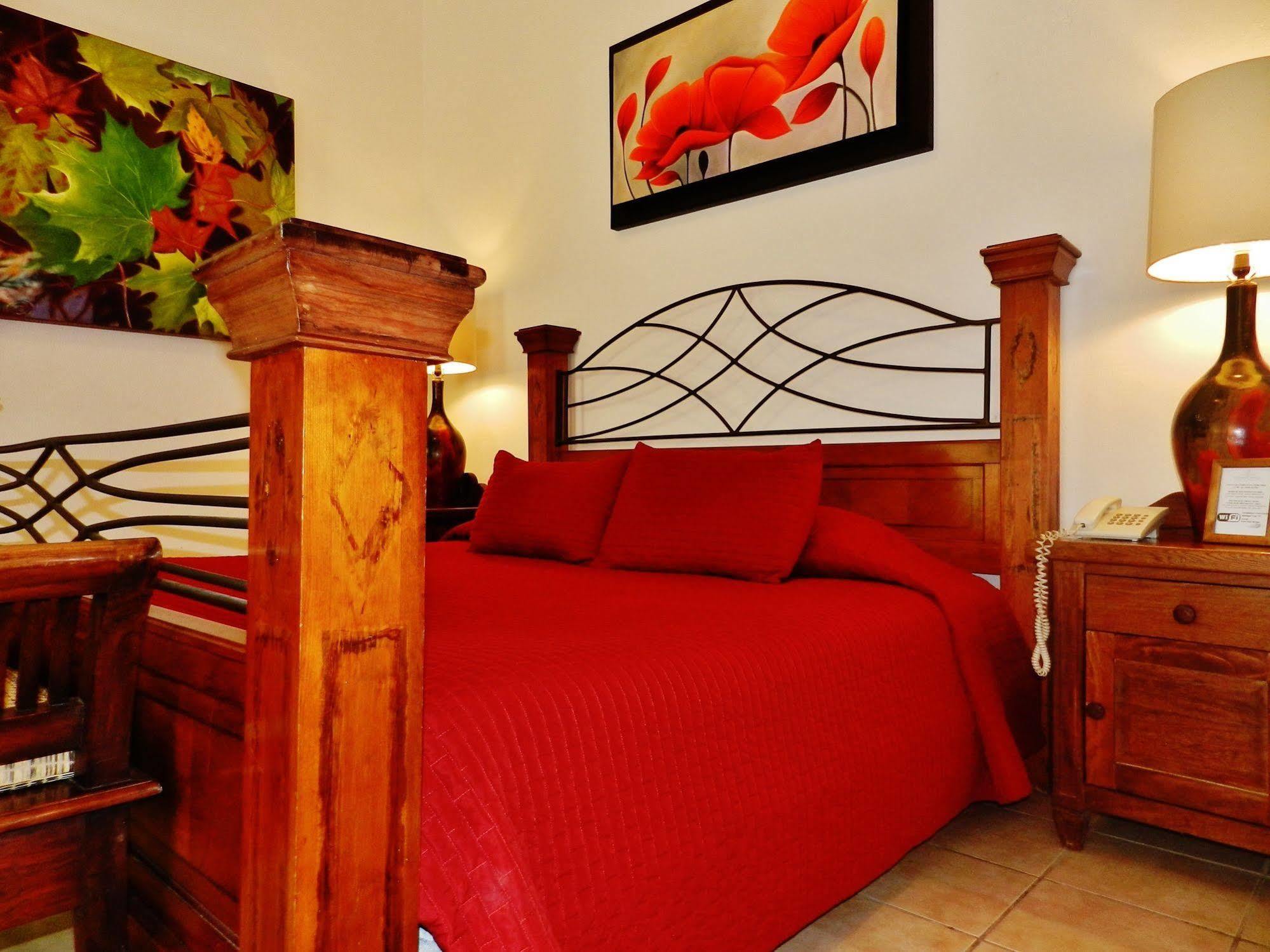 Hotel Rosa Morada Tlaquepaque Kültér fotó