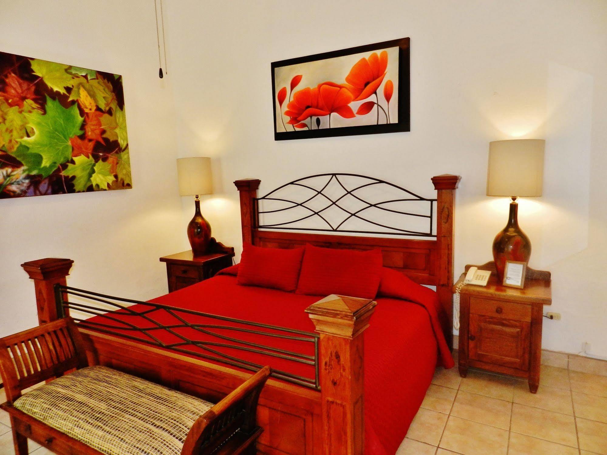 Hotel Rosa Morada Tlaquepaque Kültér fotó